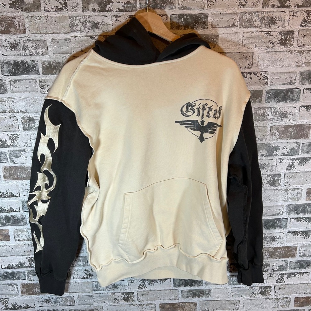 GFTD LA Graphic Hoodie‎ Mens Small Cream Black Excellent Colorblock Tribal Cross